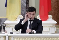 Зеленский обратился к президенту России с просьбой начать переговоры