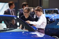 Будут ли снижаться цены на новые автомобили: ответ эксперта