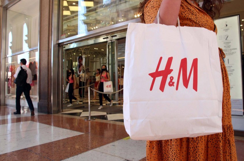 На замену Zara и H&M: к каким магазинам масс-маркета и российским брендам стоит присмотреться