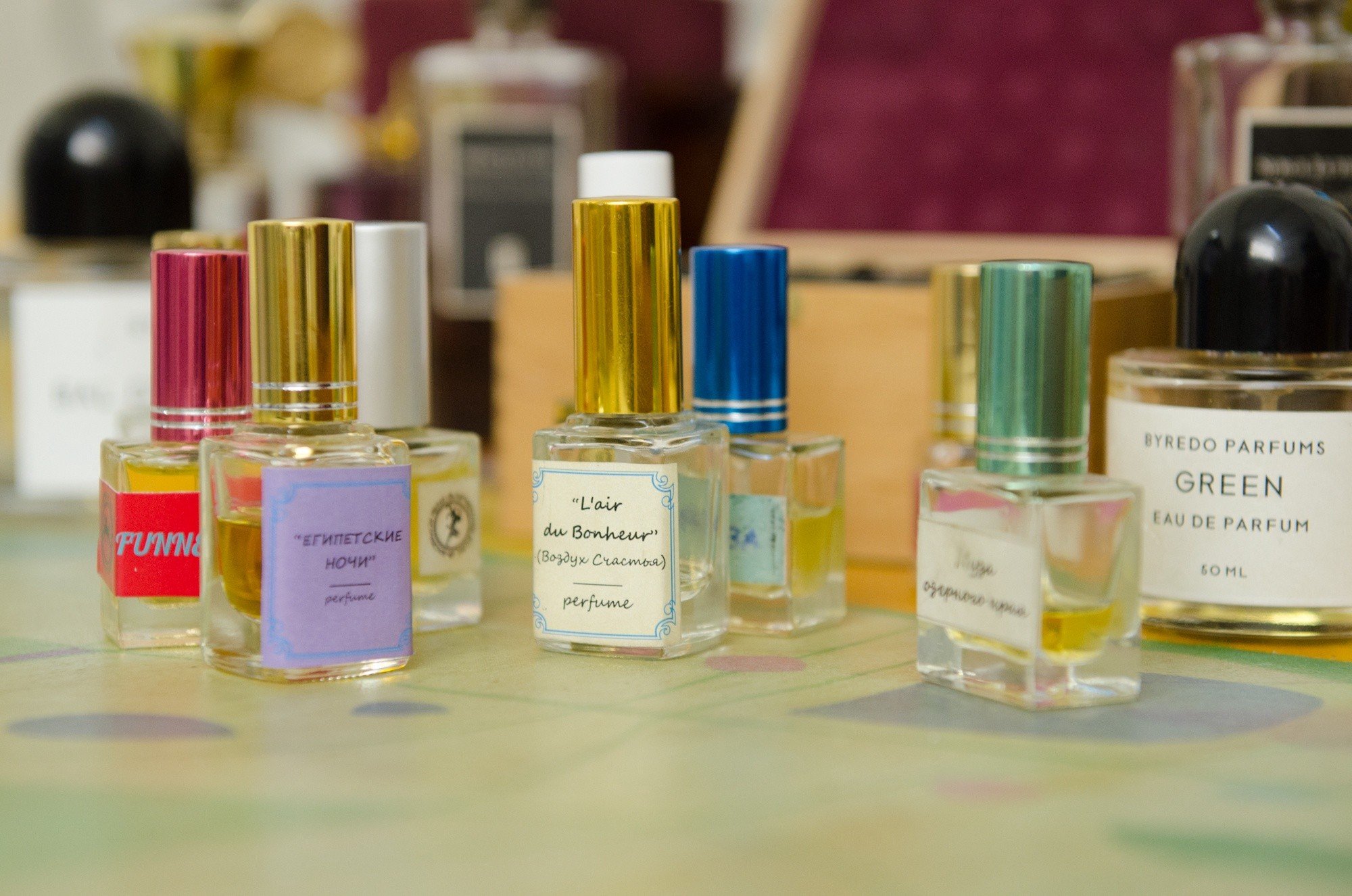 Флаконы с парфюмом. Фото из личного архива Татьяны Трифоновой