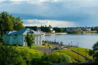 Эксперты назвали топ-5 малых городов России для путешествий в бархатный сезон